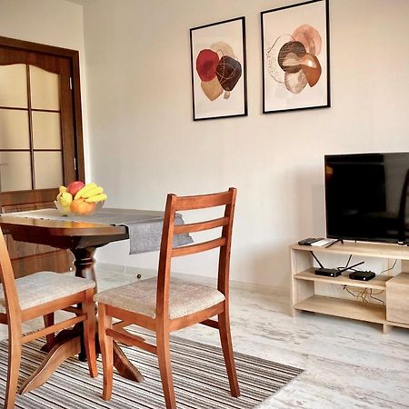 Cozy & Modern 1Br Apart For 4 Guests Next To Medical University & Free Parking Stara Zagora Buitenkant foto