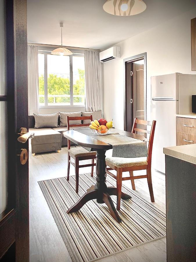 Cozy & Modern 1Br Apart For 4 Guests Next To Medical University & Free Parking Stara Zagora Buitenkant foto