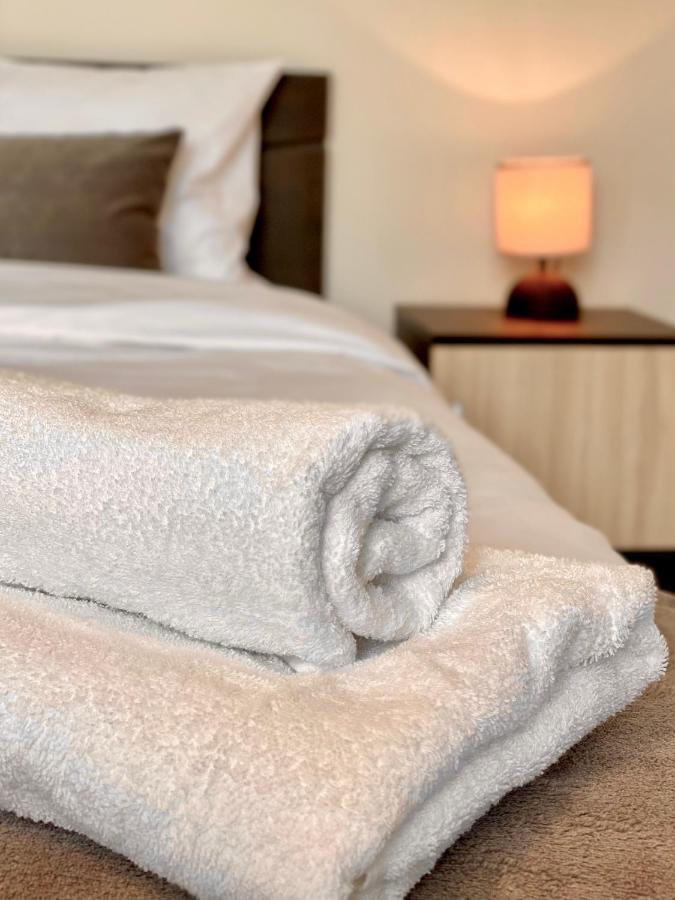 Cozy & Modern 1Br Apart For 4 Guests Next To Medical University & Free Parking Stara Zagora Buitenkant foto